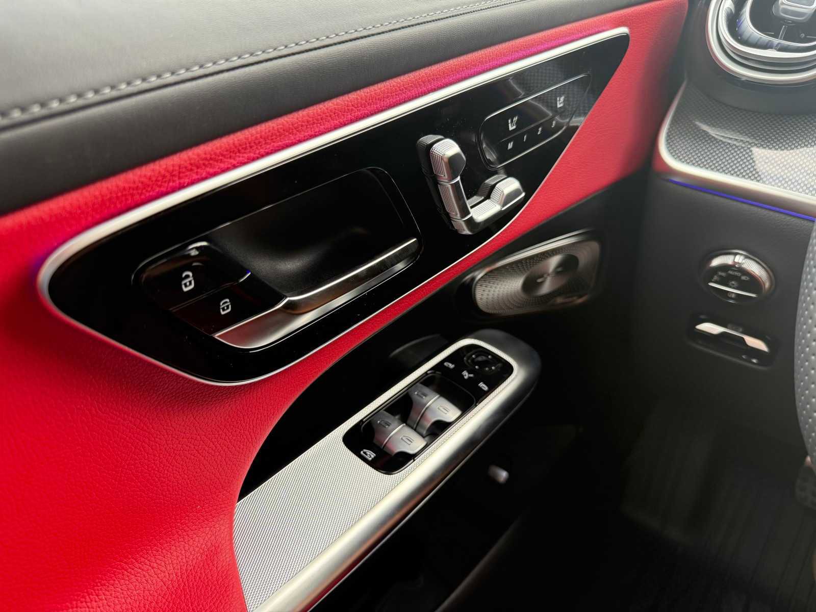 New 2026 Mercedes-Benz GLC 300 image 21