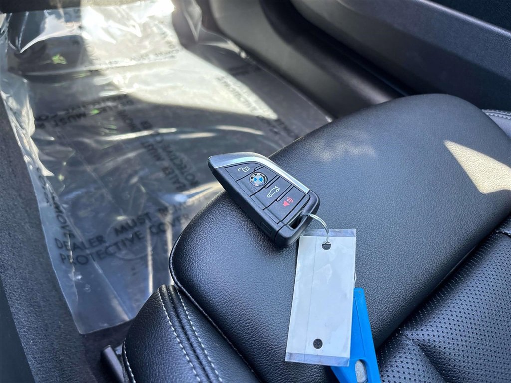 Used 2024 BMW 330e xDrive image 31