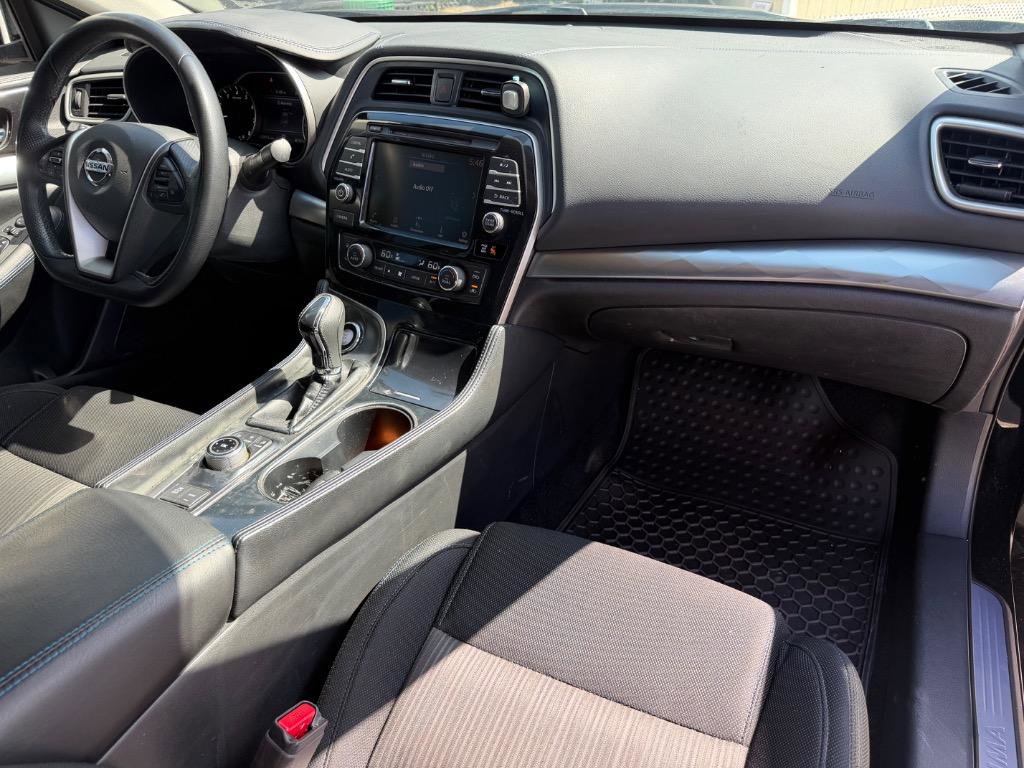 Used 2019 Nissan Maxima 3.5 S w/ Floor Mat Group FWD image 15