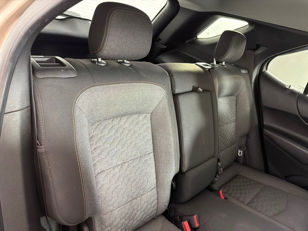 Used 2018 Chevrolet Equinox LT FWD image 22