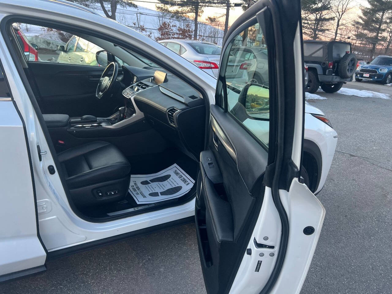 Used 2017 Lexus NX 300h AWD w/ Premium Package image 9