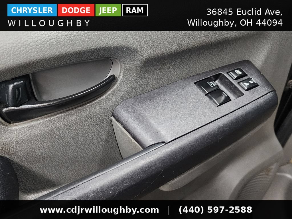 Used 2016 Nissan NV 3500 SL RWD image 12