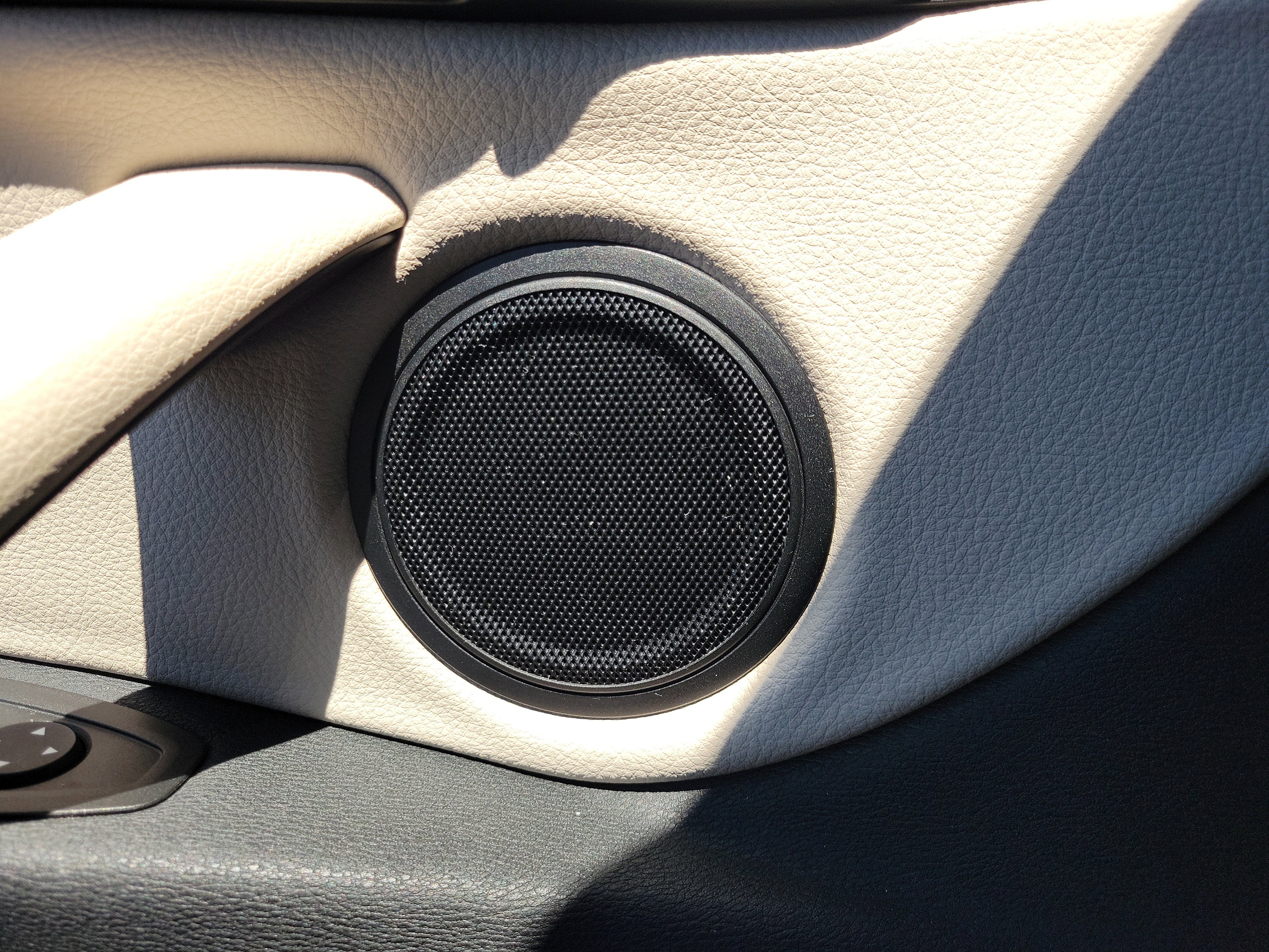 Used 2020 BMW X2 sDrive28i w/ Convenience Package image 18