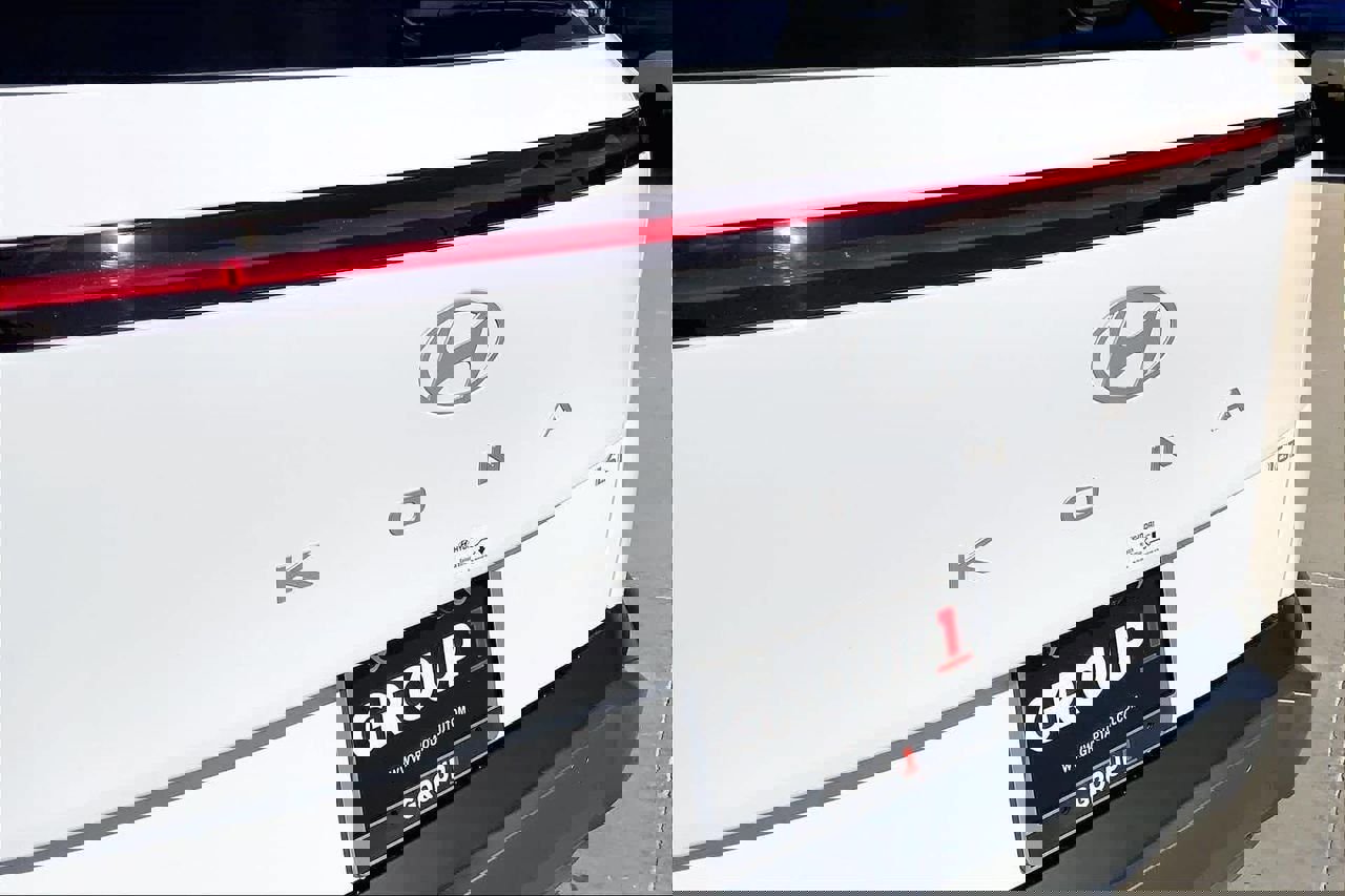 New 2026 Hyundai Kona Limited image 15