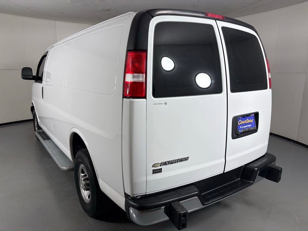 Used 2022 Chevrolet Express 2500 w/ Driver Convenience Package image 7