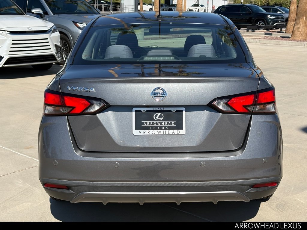 Used 2020 Nissan Versa S FWD image 5