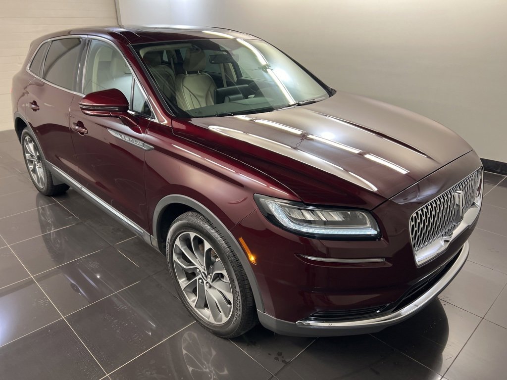 Certified 2023 Lincoln Nautilus Reserve image 1