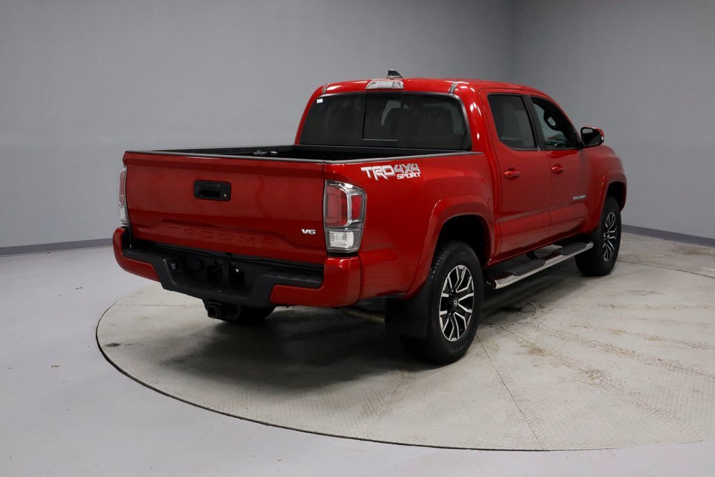 Used 2022 Toyota Tacoma TRD Sport image 10