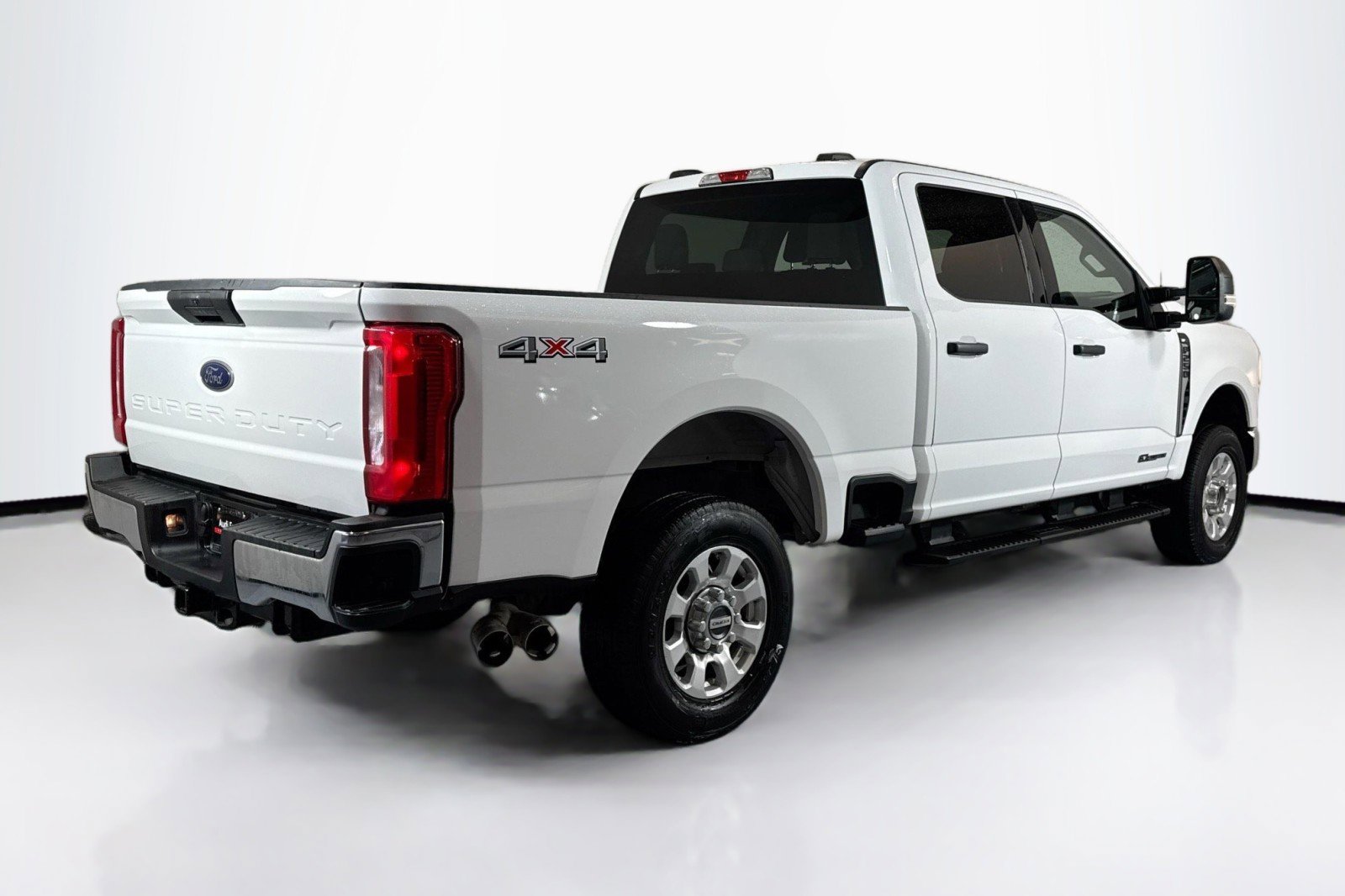 Used 2024 Ford F250 XLT image 5