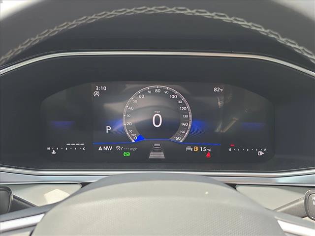 New 2026 Volkswagen Taos SE FWD image 14
