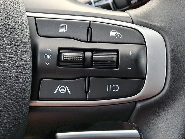 Used 2023 Kia Sportage EX FWD image 28
