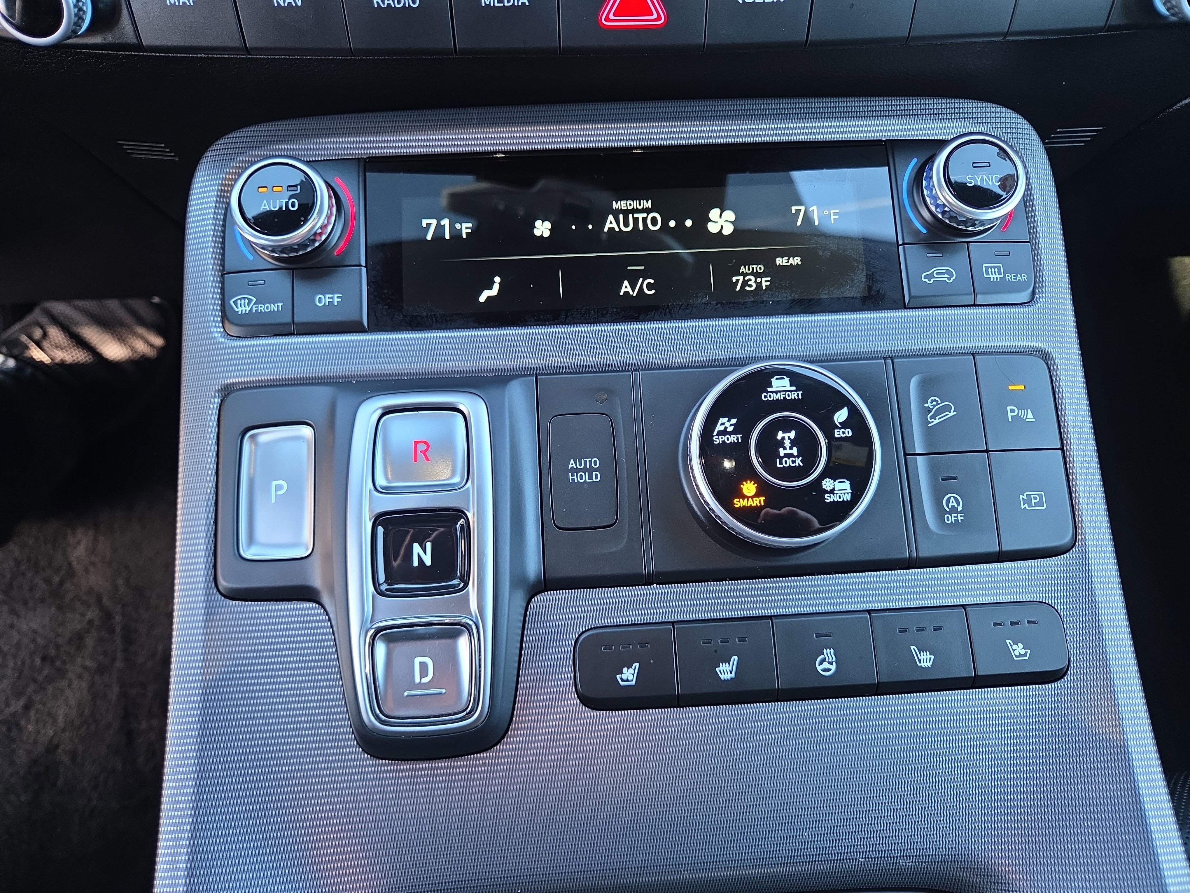 Used 2024 Hyundai Palisade Calligraphy image 32