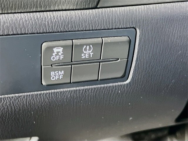 Used 2016 MAZDA MAZDA3 i Sport w/ Preferred Equipment Package image 10