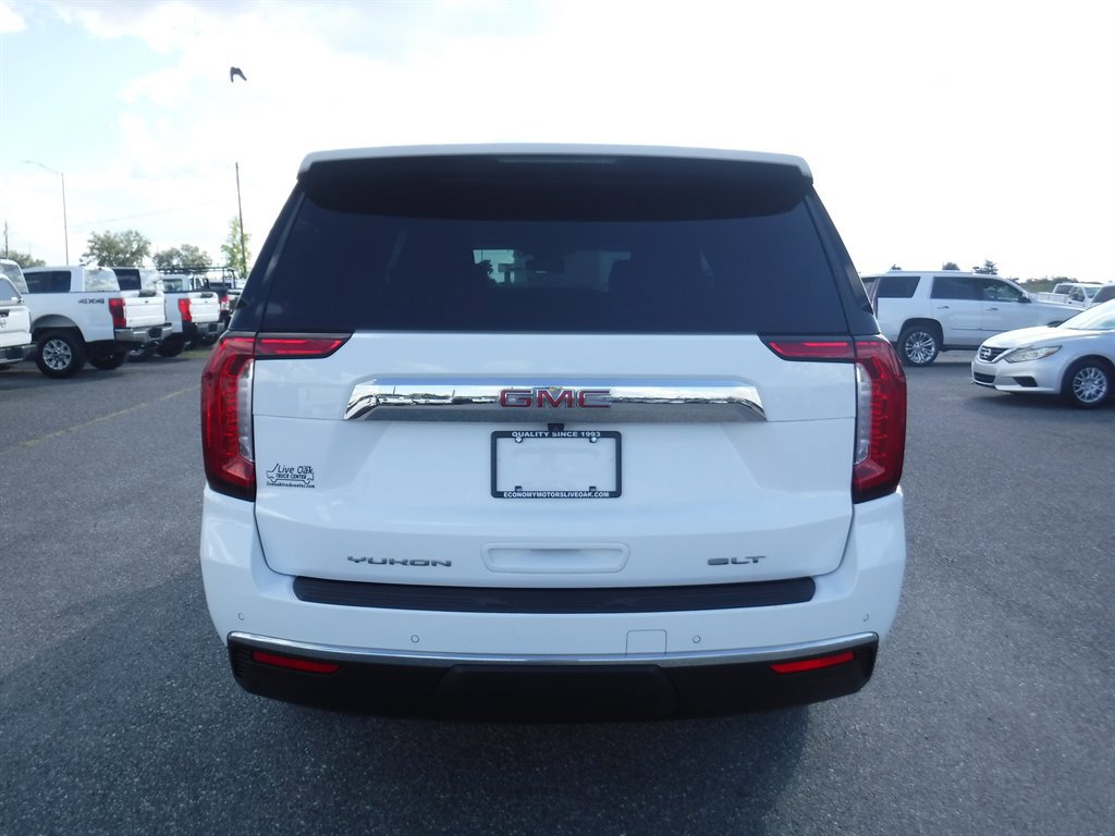 Used 2023 GMC Yukon XL SLT image 5