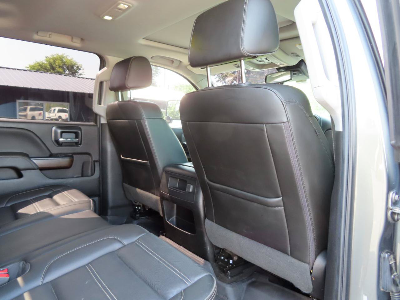 Used 2018 GMC Sierra 3500 Denali w/ Duramax Plus Package AWD/4WD image 49