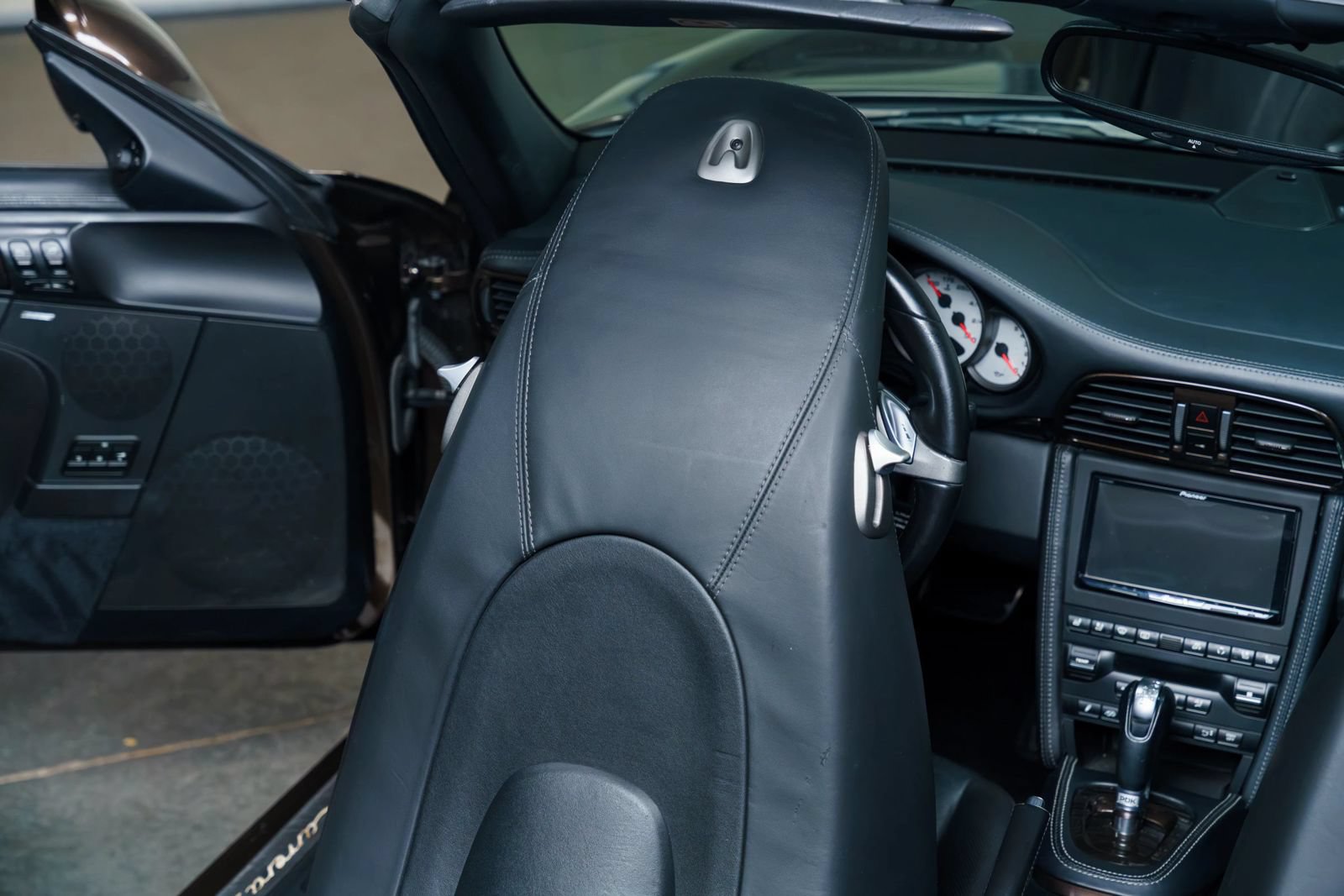 Used 2010 Porsche 911 Carrera S RWD image 85