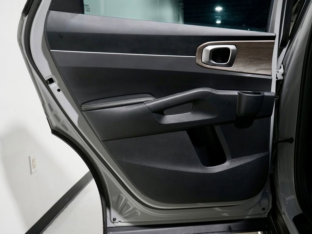 Used 2022 Kia Sorento X-Line EX image 27