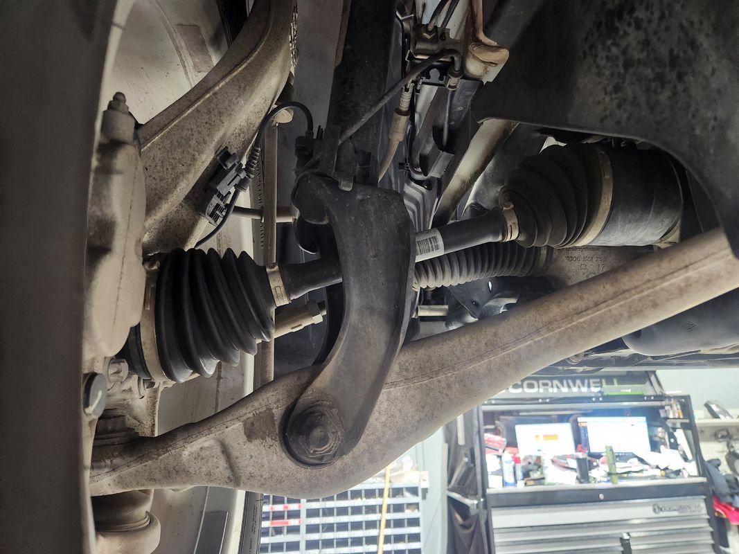 Used 2017 Mercedes-Benz GLE 350 4MATIC image 24