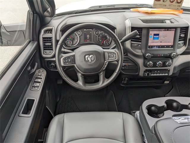 New 2024 RAM 3500 Tradesman w/ Chrome Appearance Group image 16