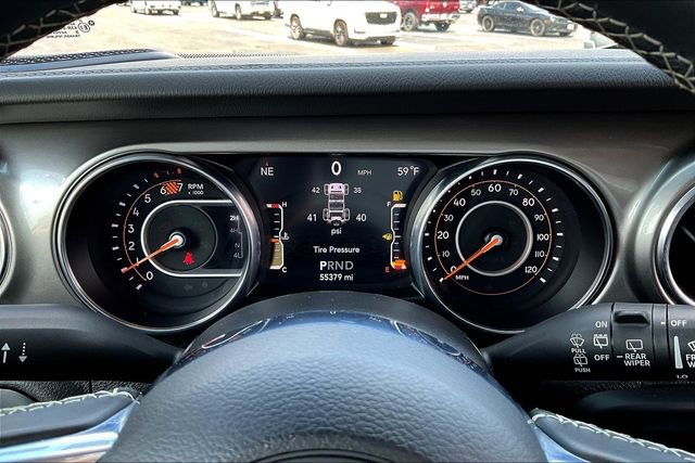 Used 2020 Jeep Wrangler Unlimited Sahara AWD/4WD image 13