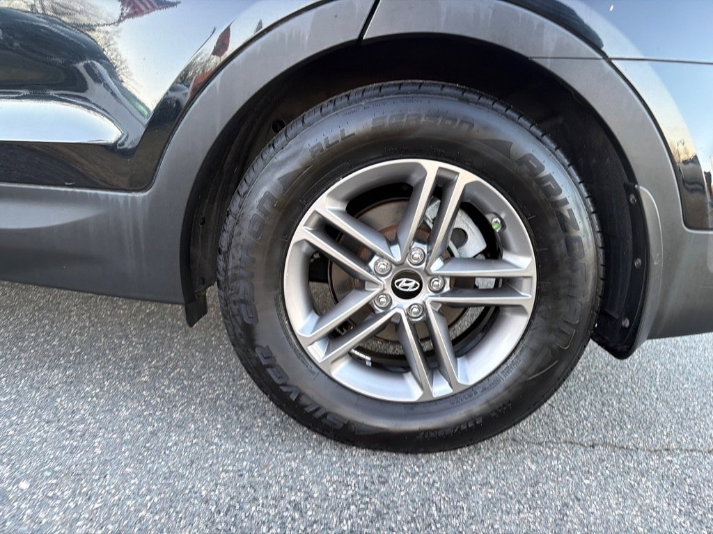 Used 2017 Hyundai Santa Fe Sport image 36