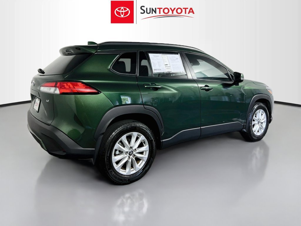 Used 2024 Toyota Corolla Cross LE FWD image 3