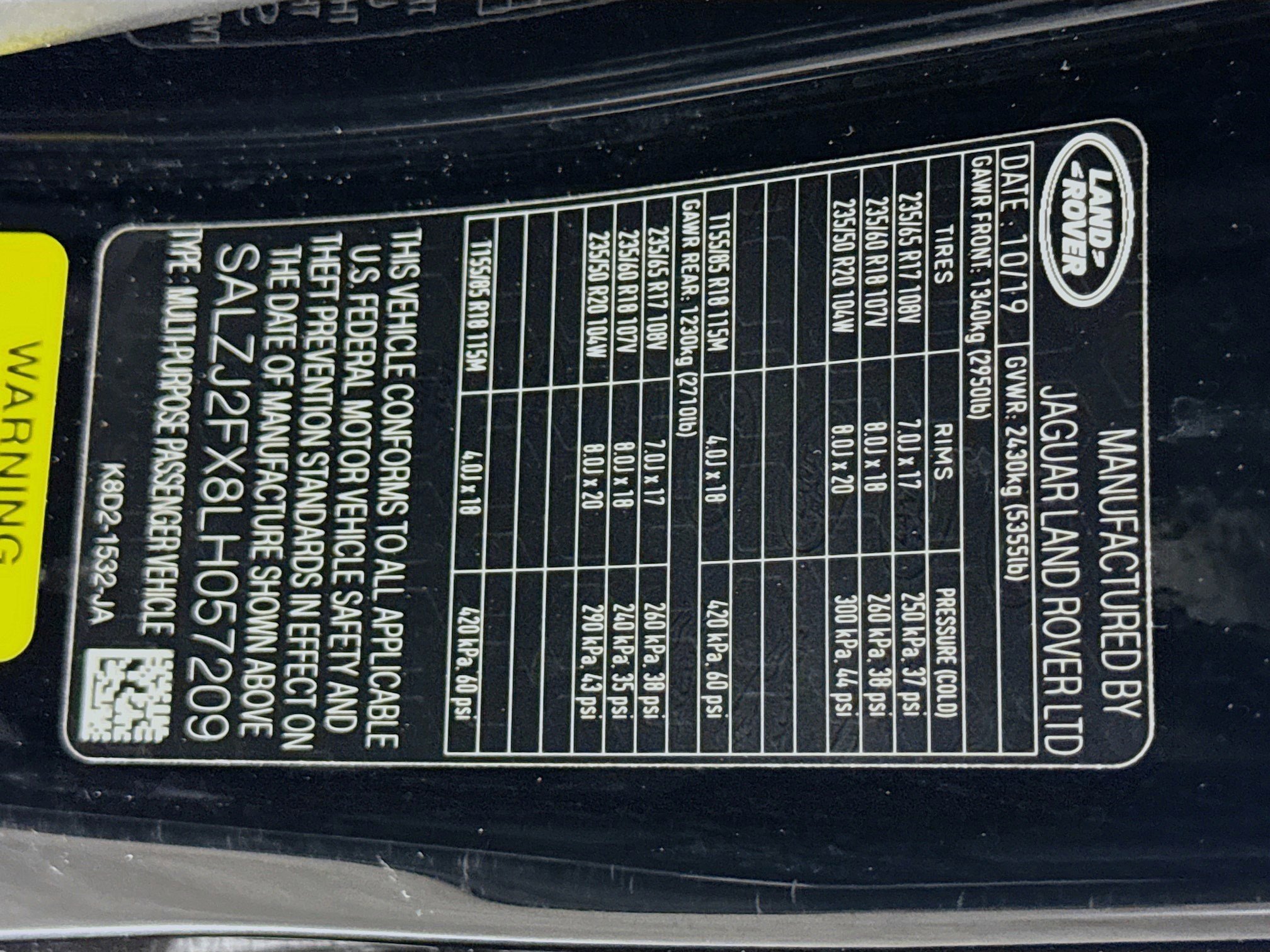 Used 2020 Land Rover Range Rover Evoque S image 40