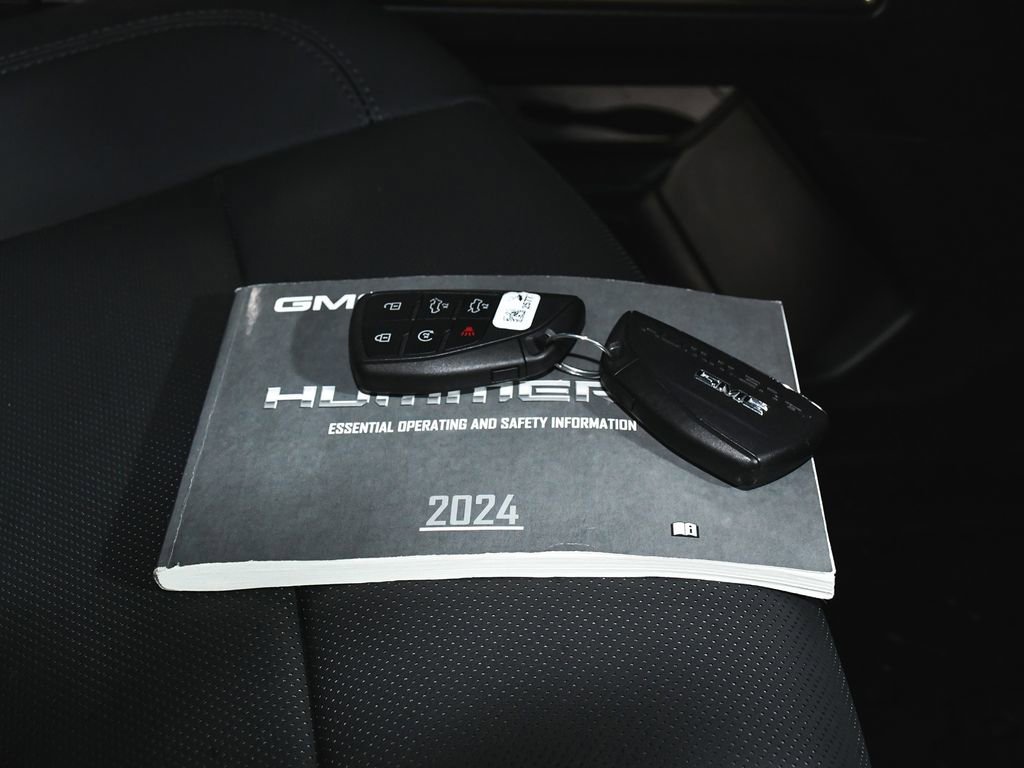 Used 2024 GMC Hummer EV 3X image 58