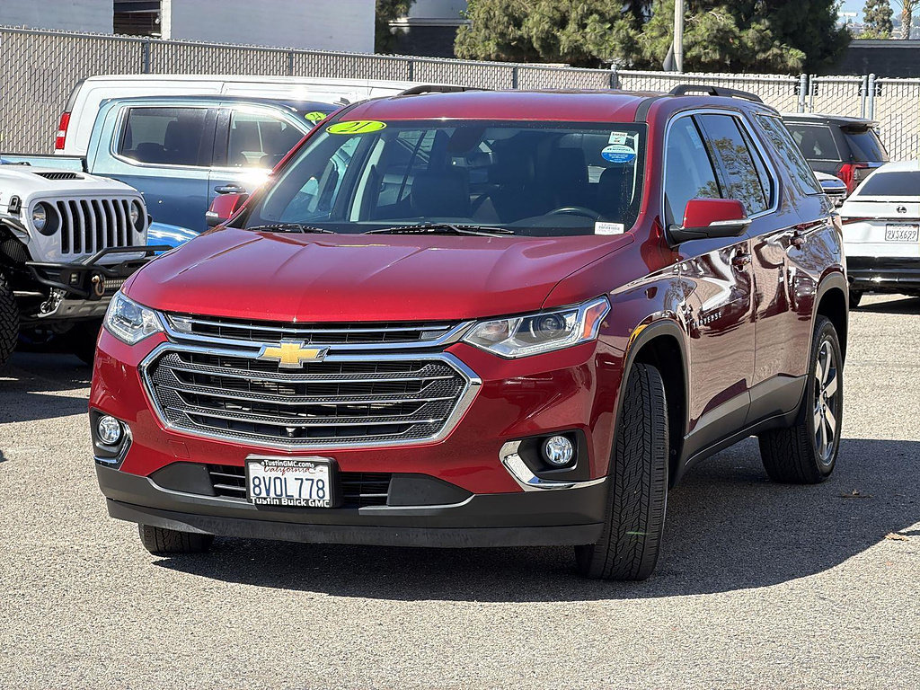 Used 2021 Chevrolet Traverse LT w/ LT Premium Package FWD image 3