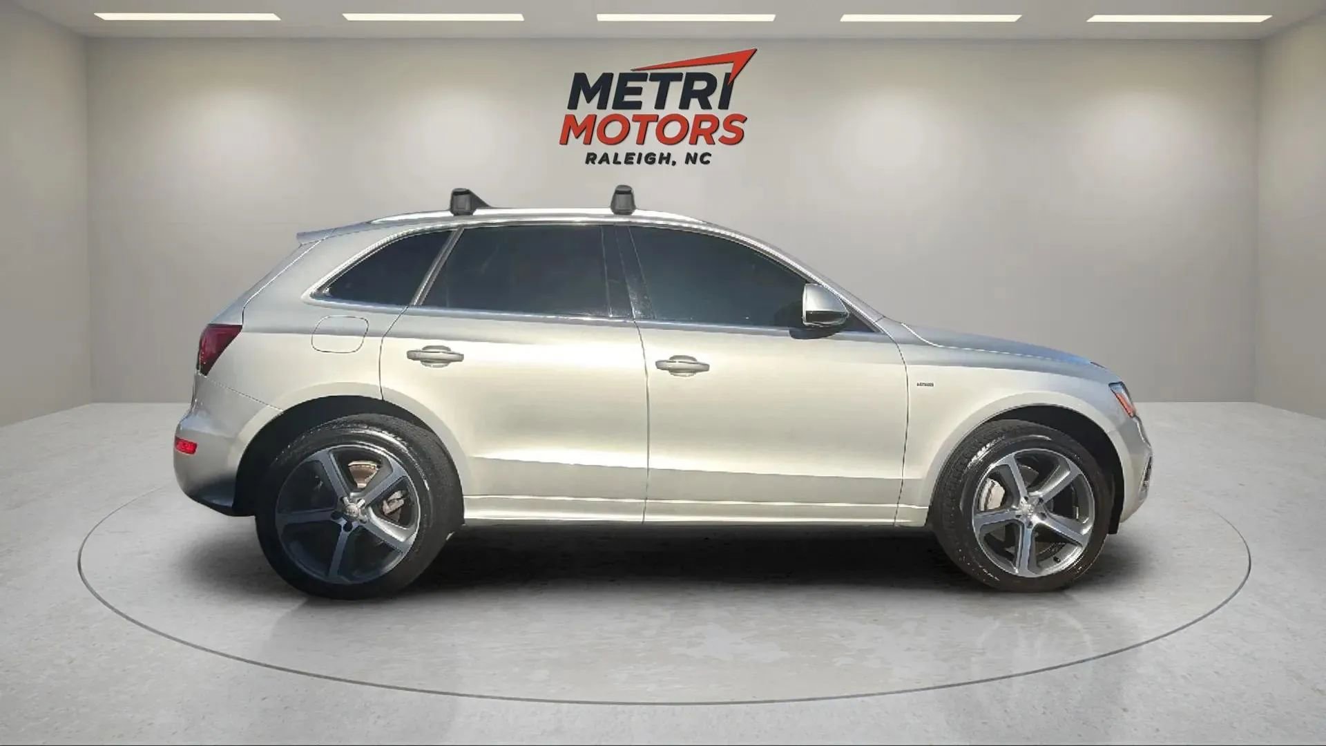 Used 2016 Audi Q5 3.0T Premium Plus image 4