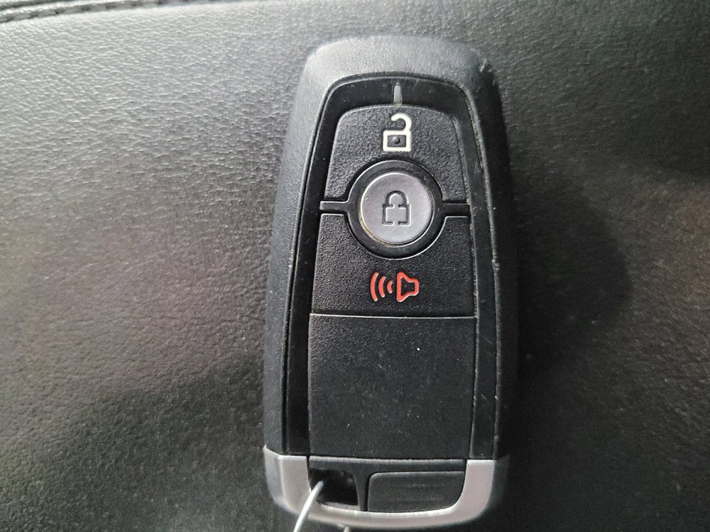 Used 2019 Ford Edge SE w/ SE Fleet Driver's Package FWD image 32