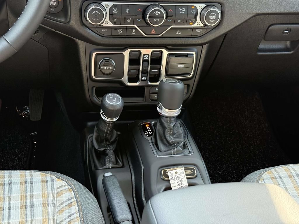 New 2026 Jeep Gladiator Sport AWD/4WD image 21