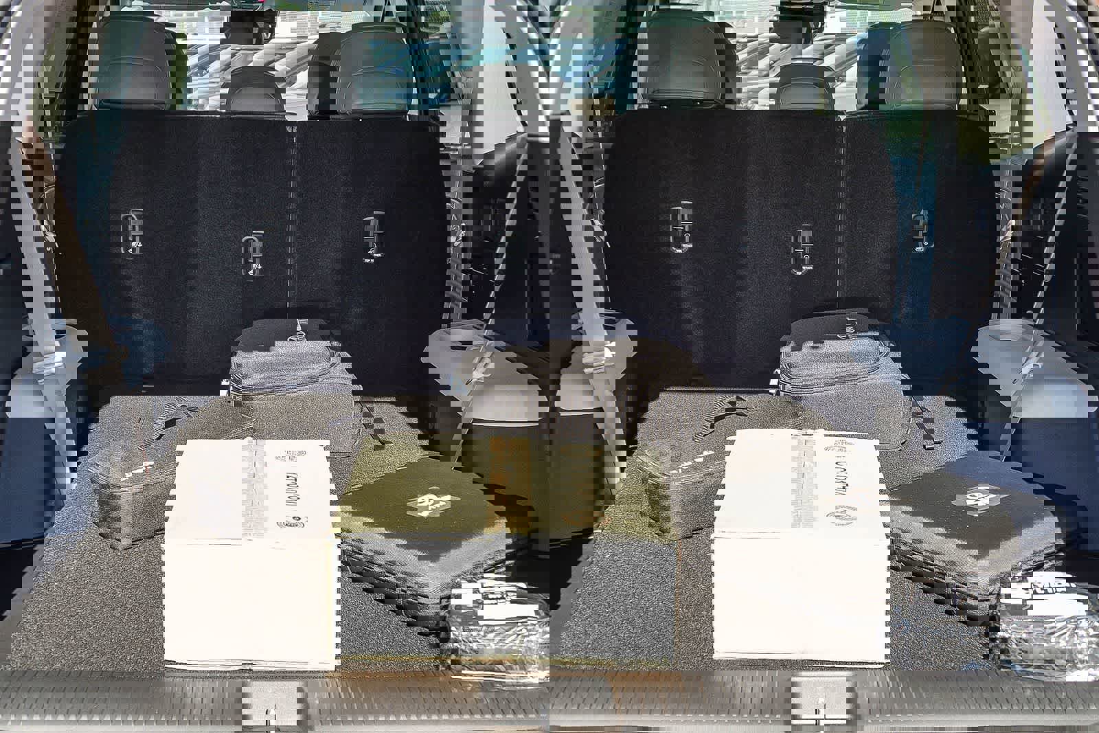 New 2026 Hyundai Ioniq 9 SEL image 28