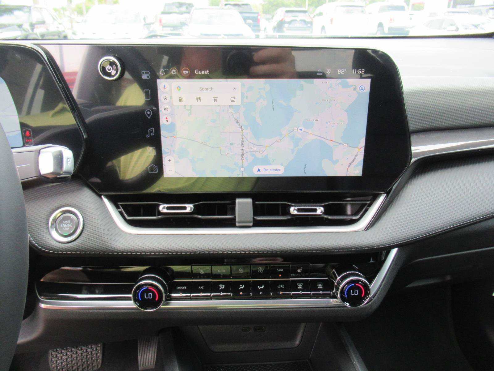 Used 2026 Chevrolet Equinox LT w/ Convenience Package II FWD image 26