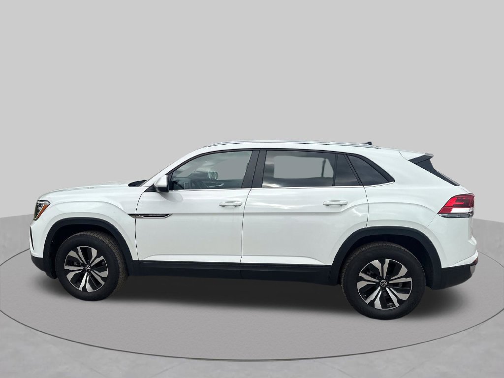Used 2025 Volkswagen Atlas Cross Sport SE AWD/4WD image 31