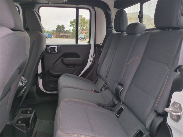 New 2025 Jeep Gladiator Sport image 14