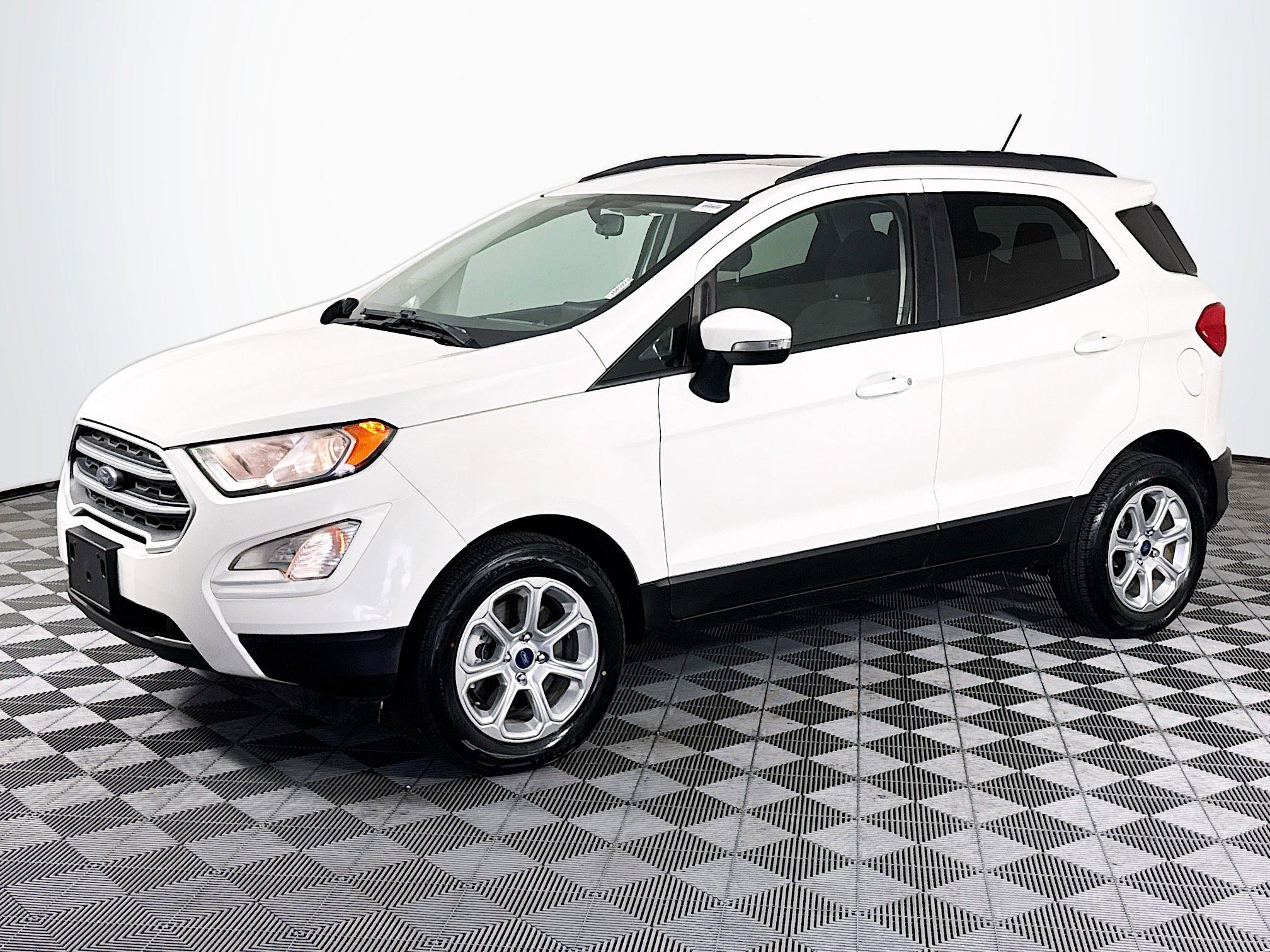 Used 2020 Ford EcoSport SE w/ SE Convenience Package image 4