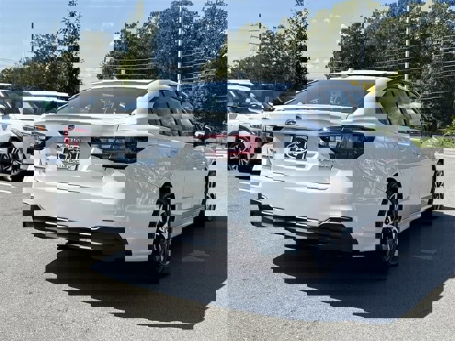 Used 2025 Subaru Legacy Premium image 3