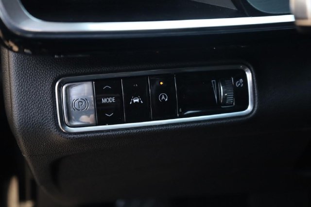 Used 2024 Buick Envision Preferred AWD/4WD image 11
