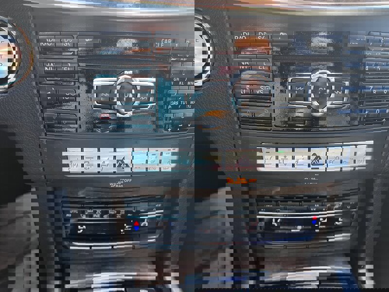 Used 2014 Mercedes-Benz E 350 4MATIC Sedan image 18