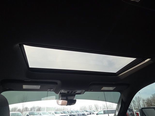 Used 2024 Chevrolet Silverado 3500 High Country w/ High Country Premium Package image 22