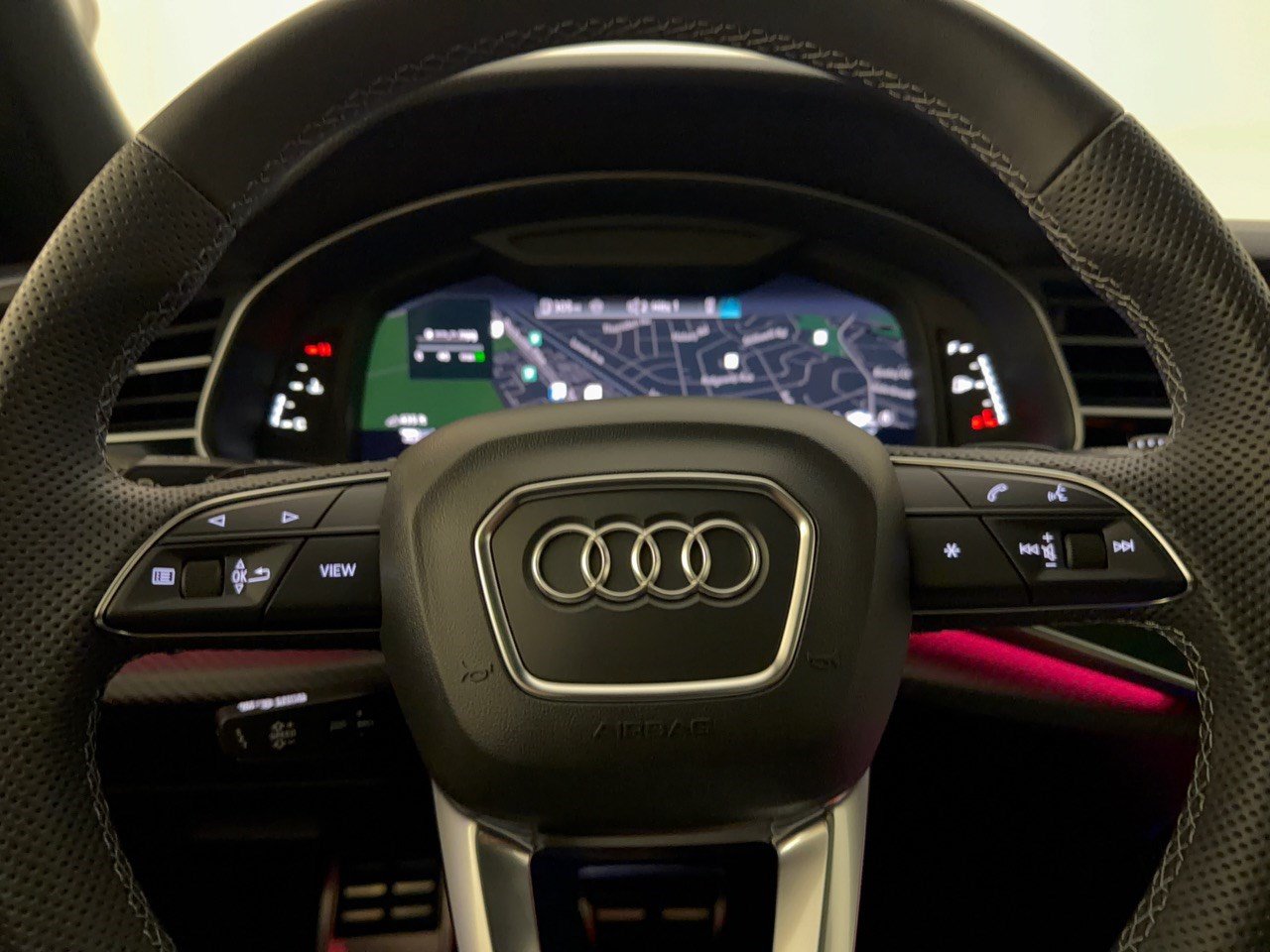 Certified 2024 Audi SQ8 Premium Plus AWD/4WD image 10