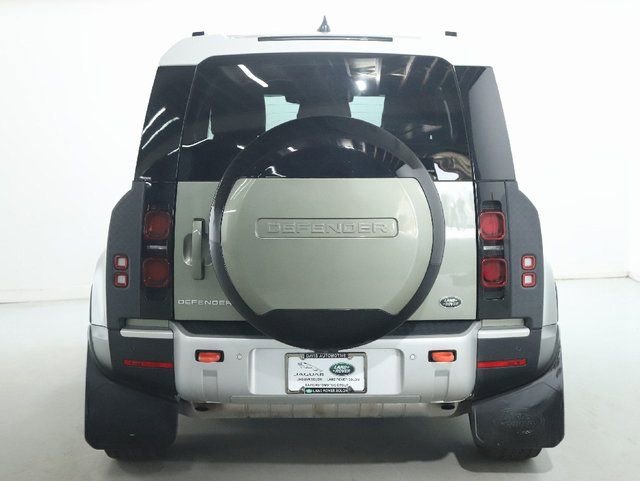 Certified 2023 Land Rover Defender 90 S image 7
