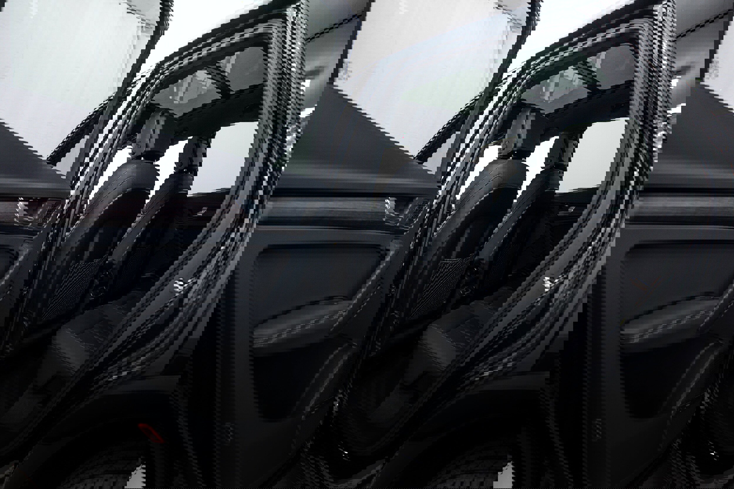 Certified 2025 Audi Q5 2.0T Premium Plus w/ Premium Plus Package image 18