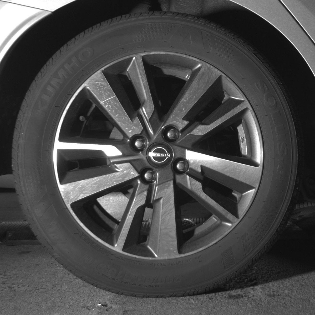 Used 2025 Nissan Versa SV image 15