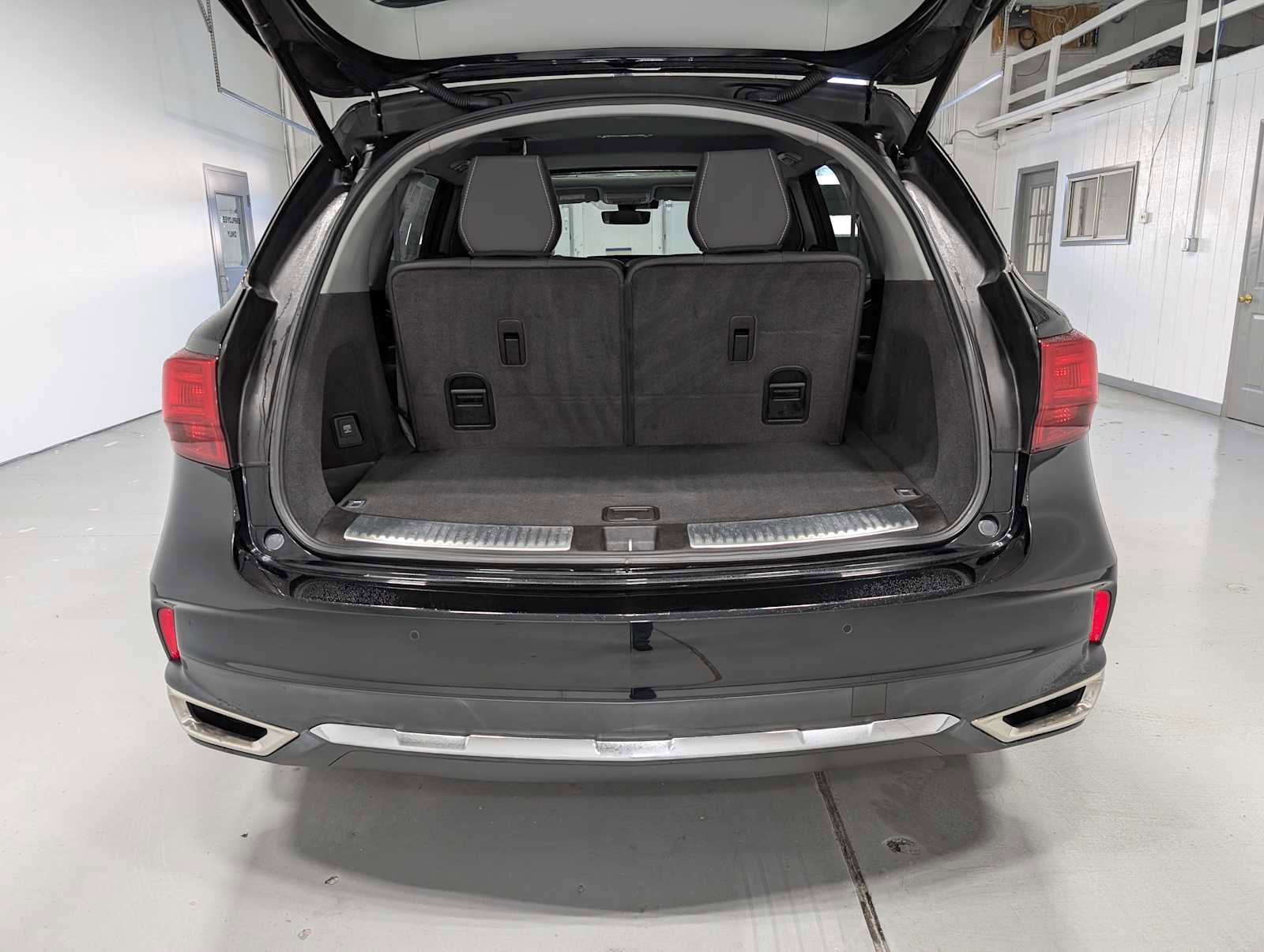 Used 2020 Acura MDX SH-AWD w/ Technology Package image 41