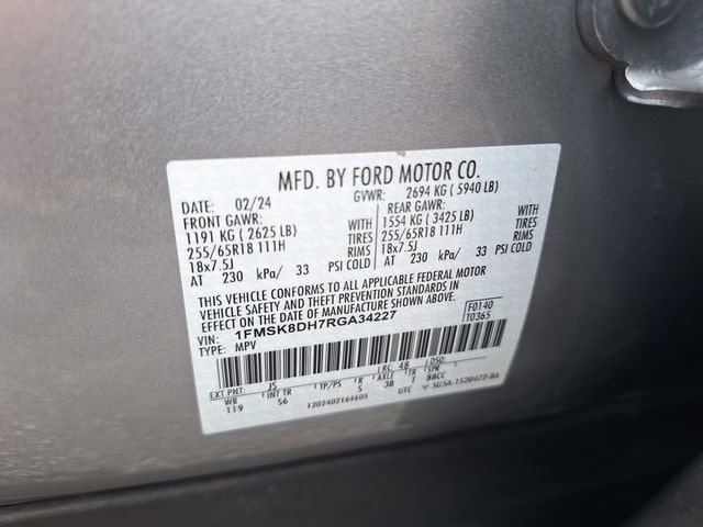 Used 2024 Ford Explorer XLT w/ Equipment Group 202A AWD/4WD image 61