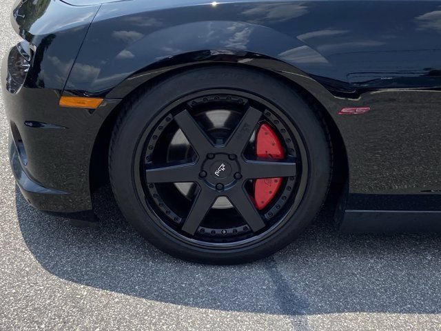 Used 2011 Chevrolet Camaro SS w/ RS Package RWD image 11