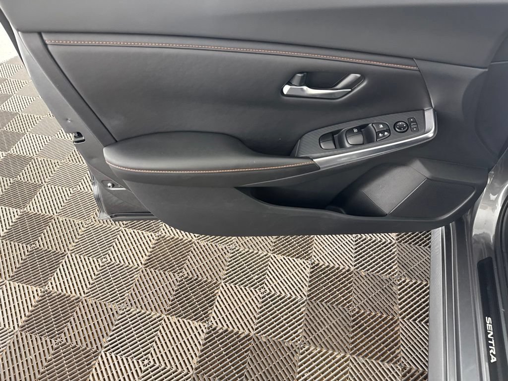 Used 2022 Nissan Sentra SR FWD image 20