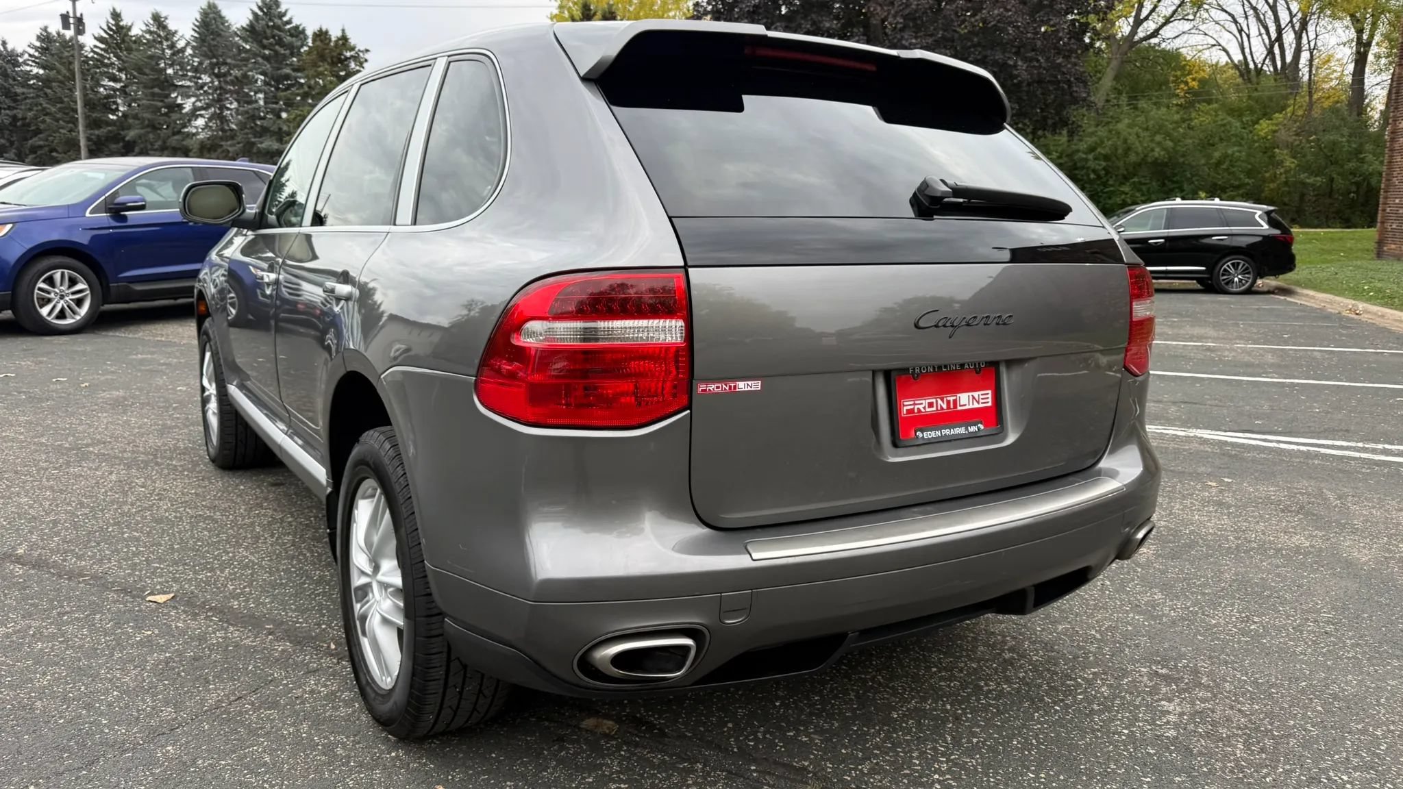 Used 2010 Porsche Cayenne AWD/4WD image 8